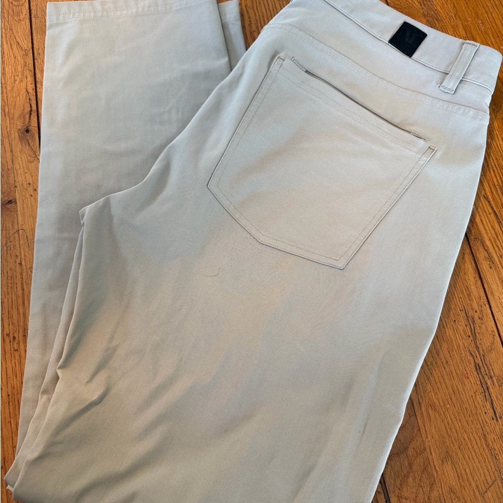 VUORI men’s Beige Pants